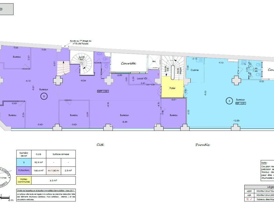 896.1 m² pour ce bureaux en location à Paris