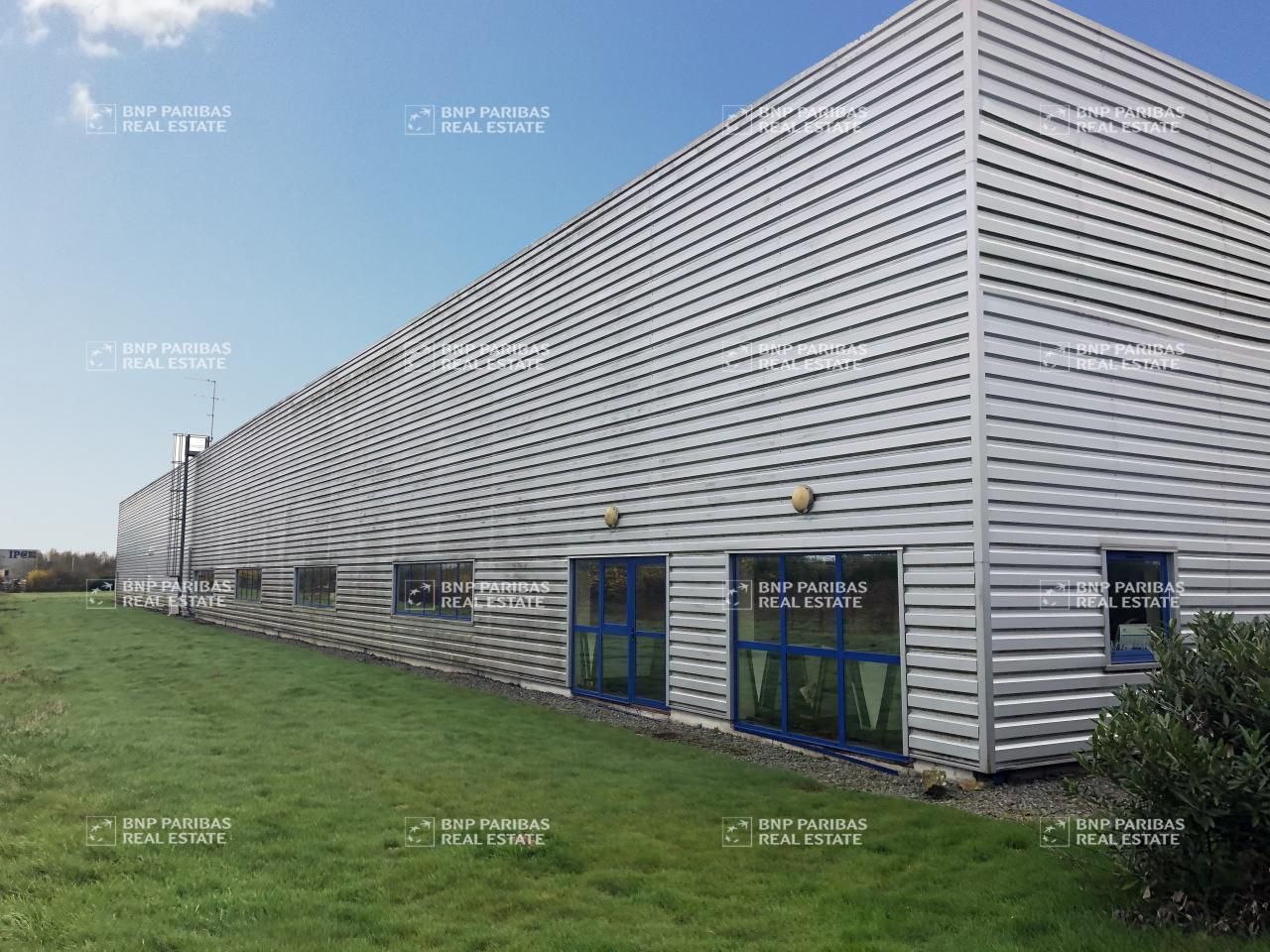 Vente Activité 2503 m² non divisibles 35580 Guichen