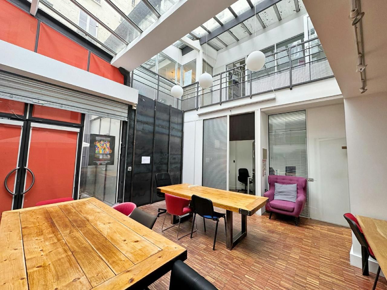 213.2 m² pour ce bureaux en vente à Paris