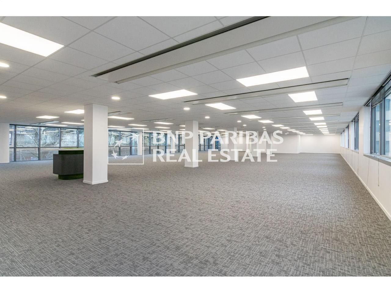 Location Bureaux 1248 m² divisibles 93200 Saint-denis