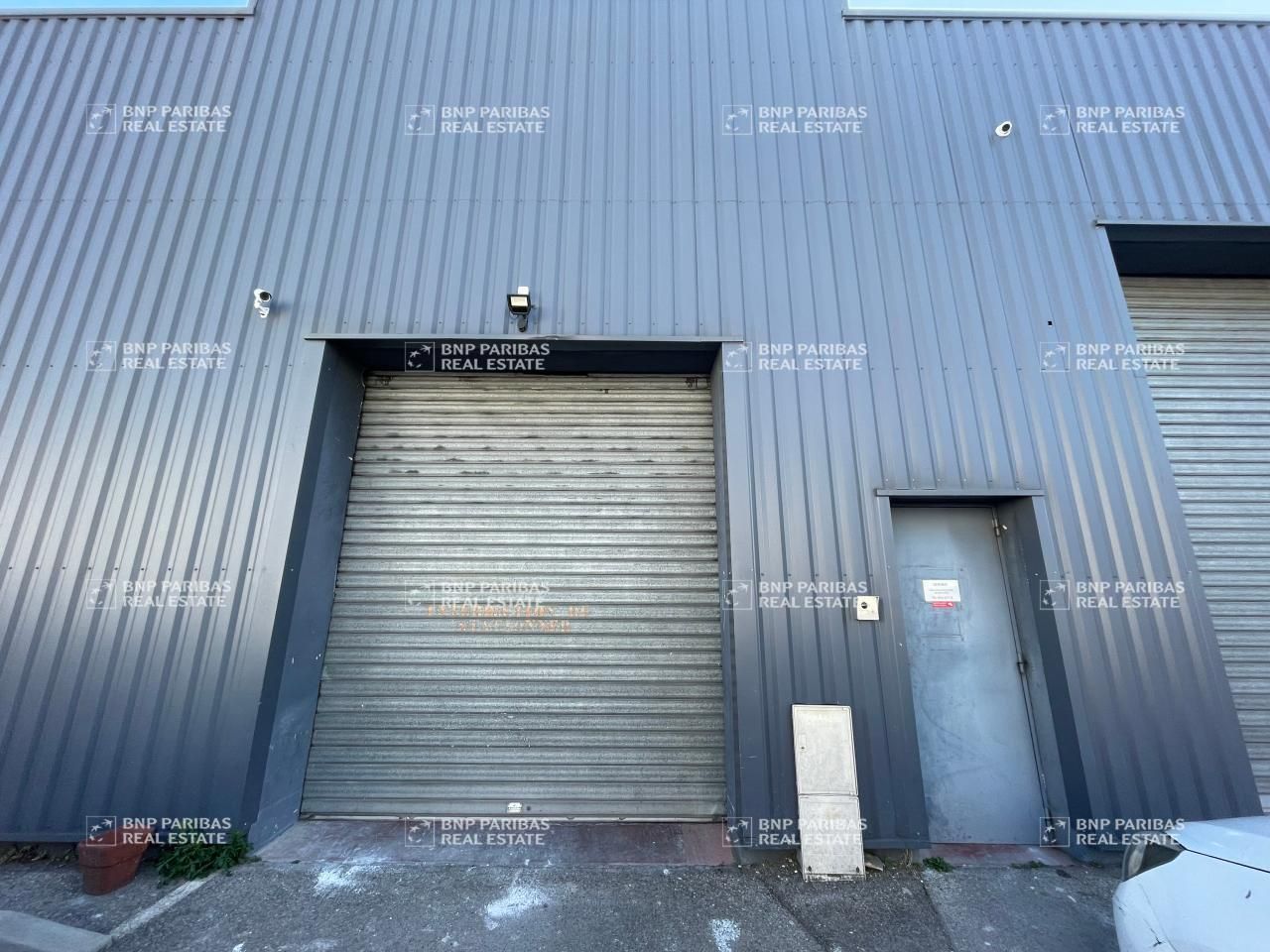 Location Activité 368 m² divisibles 69200 Vénissieux