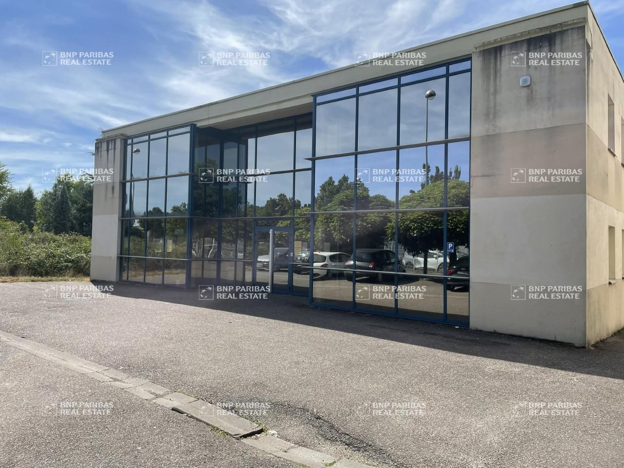 Vente Bureaux 600 m² non divisibles 57130 Jouy-aux-arches