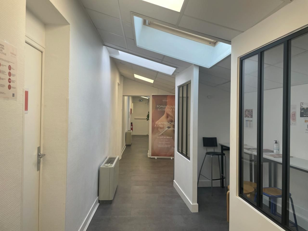 441 m² pour ce bureaux en location à Bordeaux