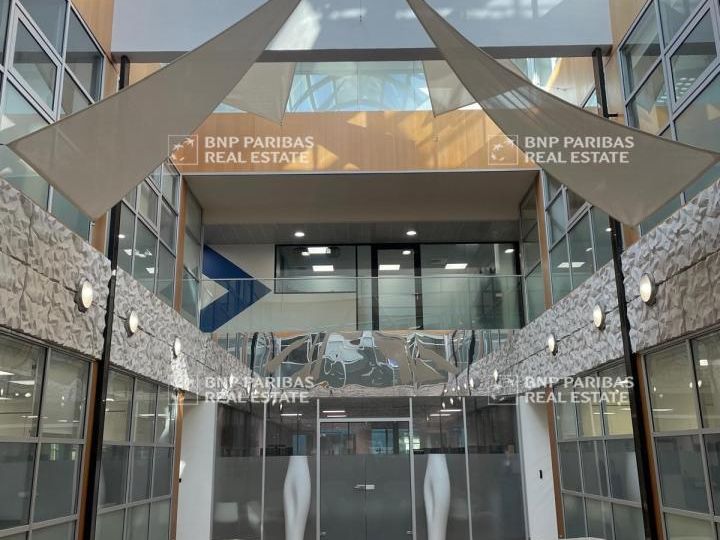 4986.9 m² pour ce bureaux en location à Boulogne-billancourt