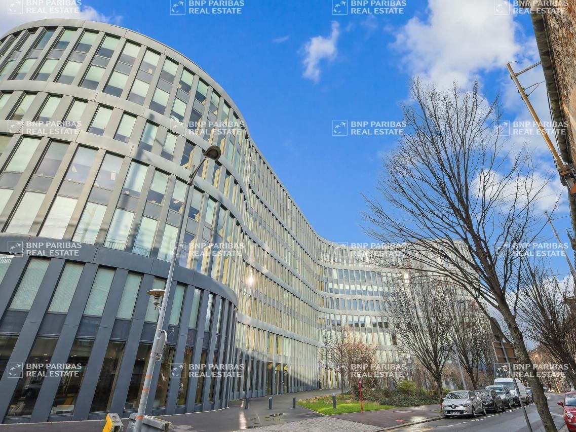 Location Bureaux 826 m² non divisibles 92130 Issy-les-moulineaux