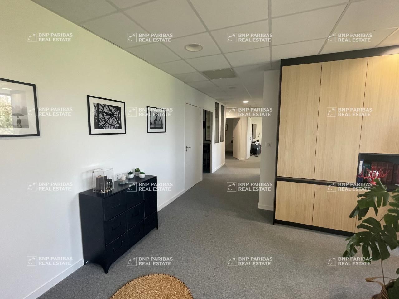 Location Bureaux 159 m² non divisibles 35760 Saint-grégoire