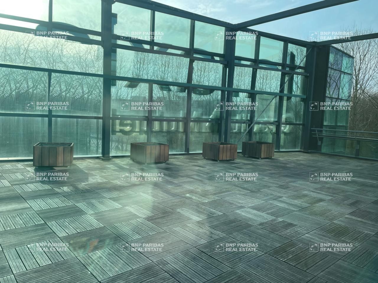 Vente Bureaux 2937.58 m² divisibles 44700 Orvault