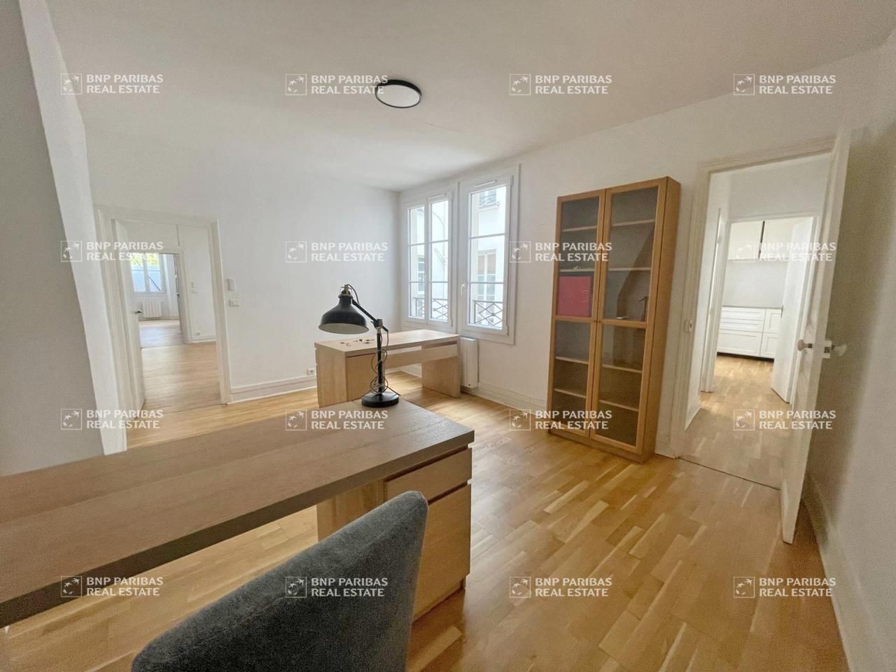 180.35 m² pour ce bureaux en vente à Paris