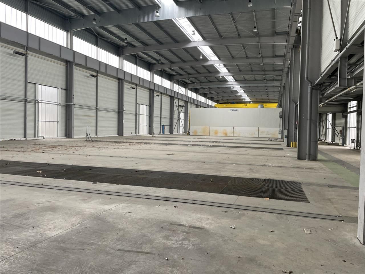 Proche du centre-ville et d'une zone commerciale,