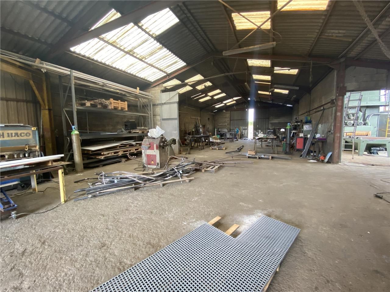 Arthur Loyd vous propose à la vente un local d'ac