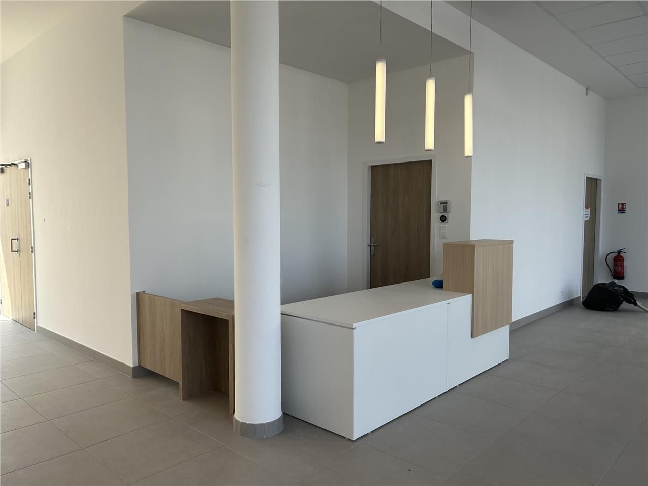 A Saint Nazaire, au coeur du  Centre Ville,   Art