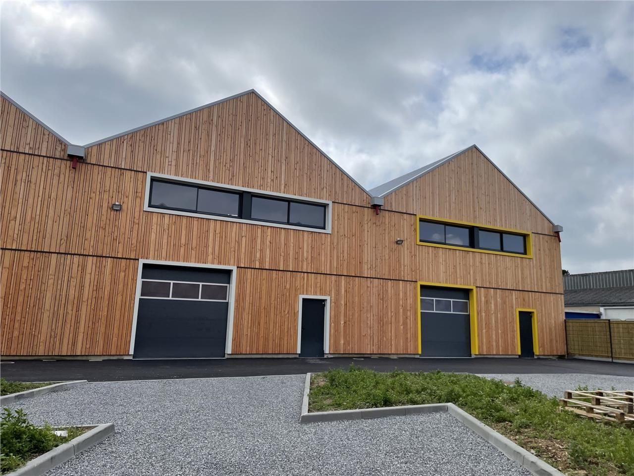 À la recherche de locaux d'activité à louer à SAI