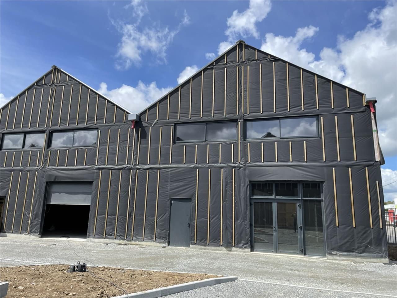 À la recherche de locaux d'activité à louer à SAI