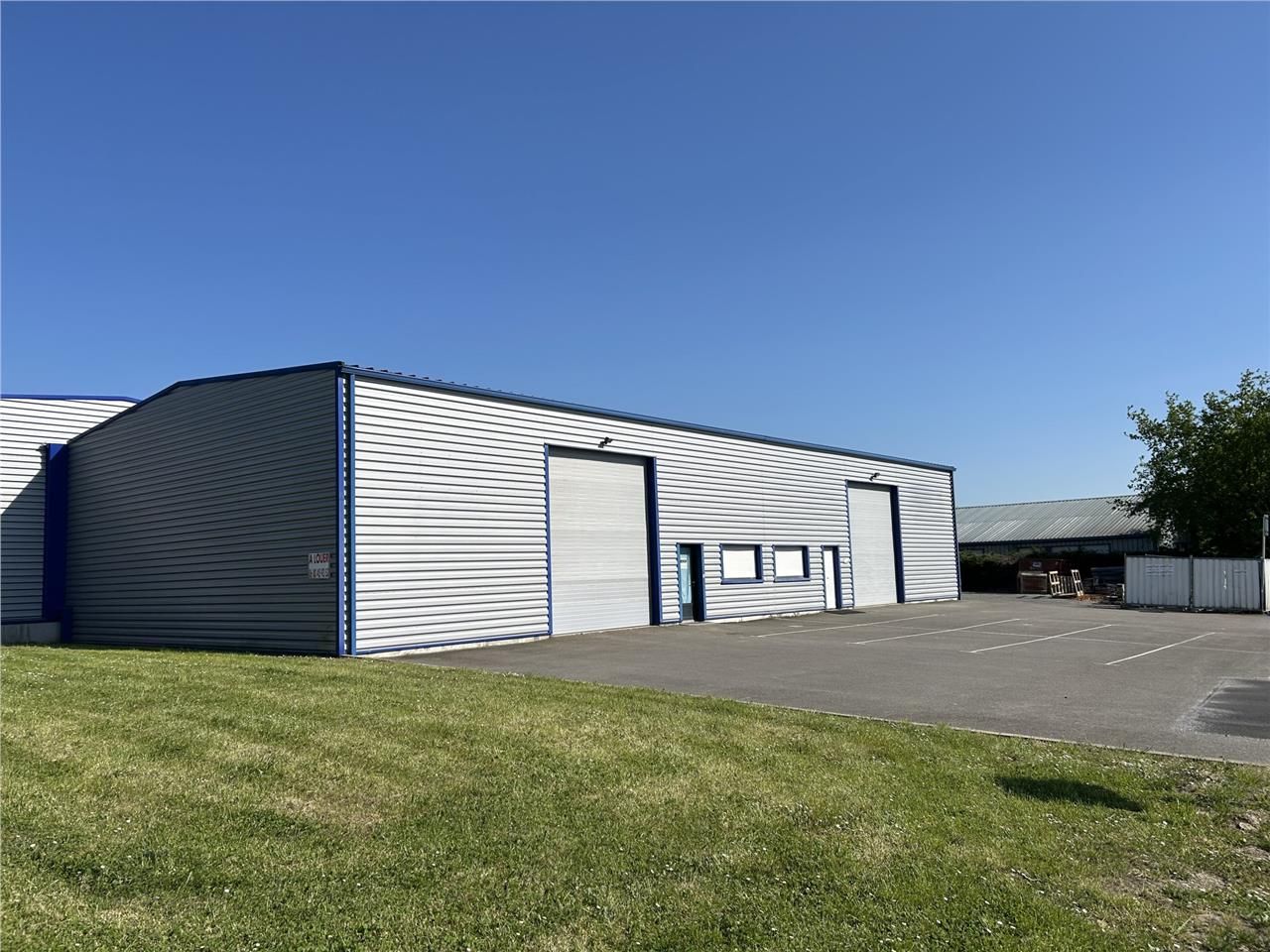 Arthur Loyd vous propose à la location un local d