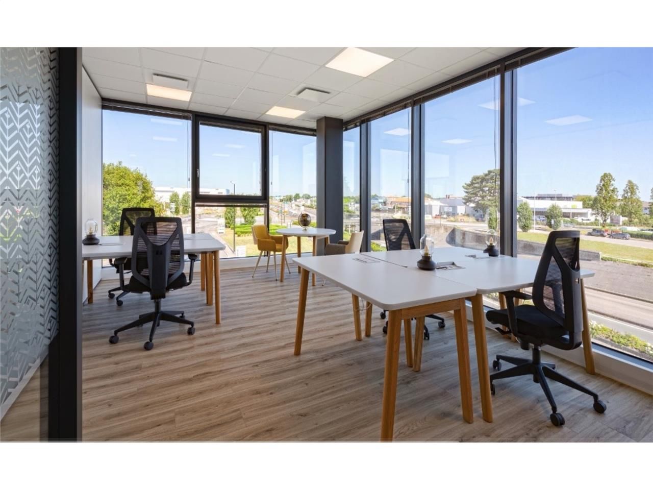 Venez découvrir ses espaces de bureaux partagés s
