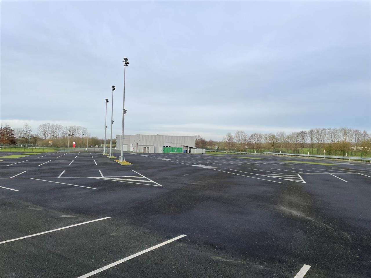 Arthur Loyd Nantes vous propose à la location ces