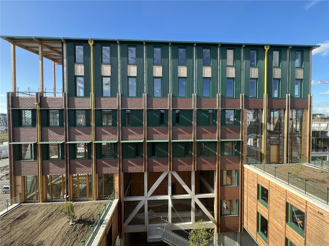 Découvrez un espace de travail d'exception à loue