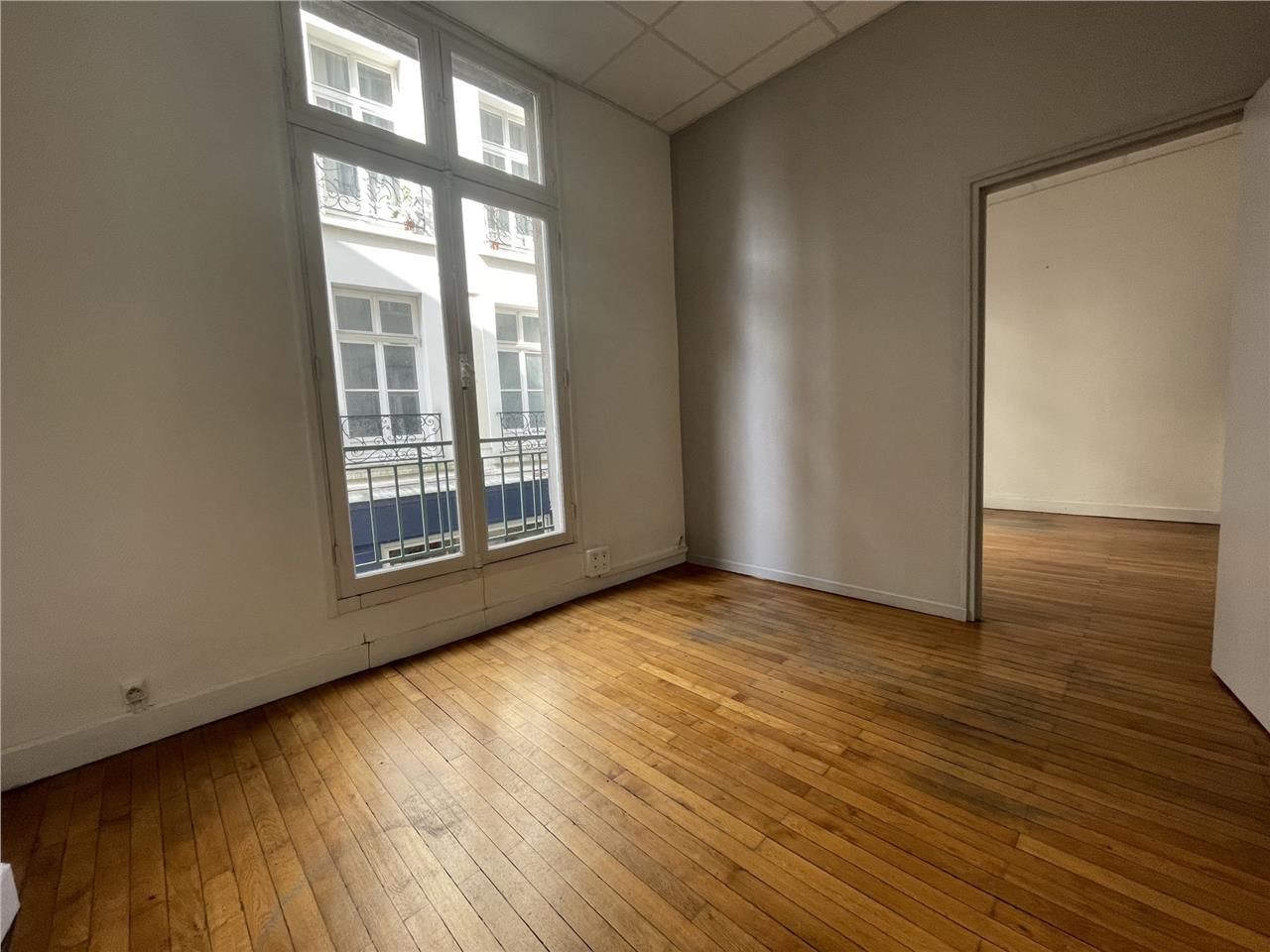 Bureaux lumineux de 47 m² à louer à Nantes, idéal