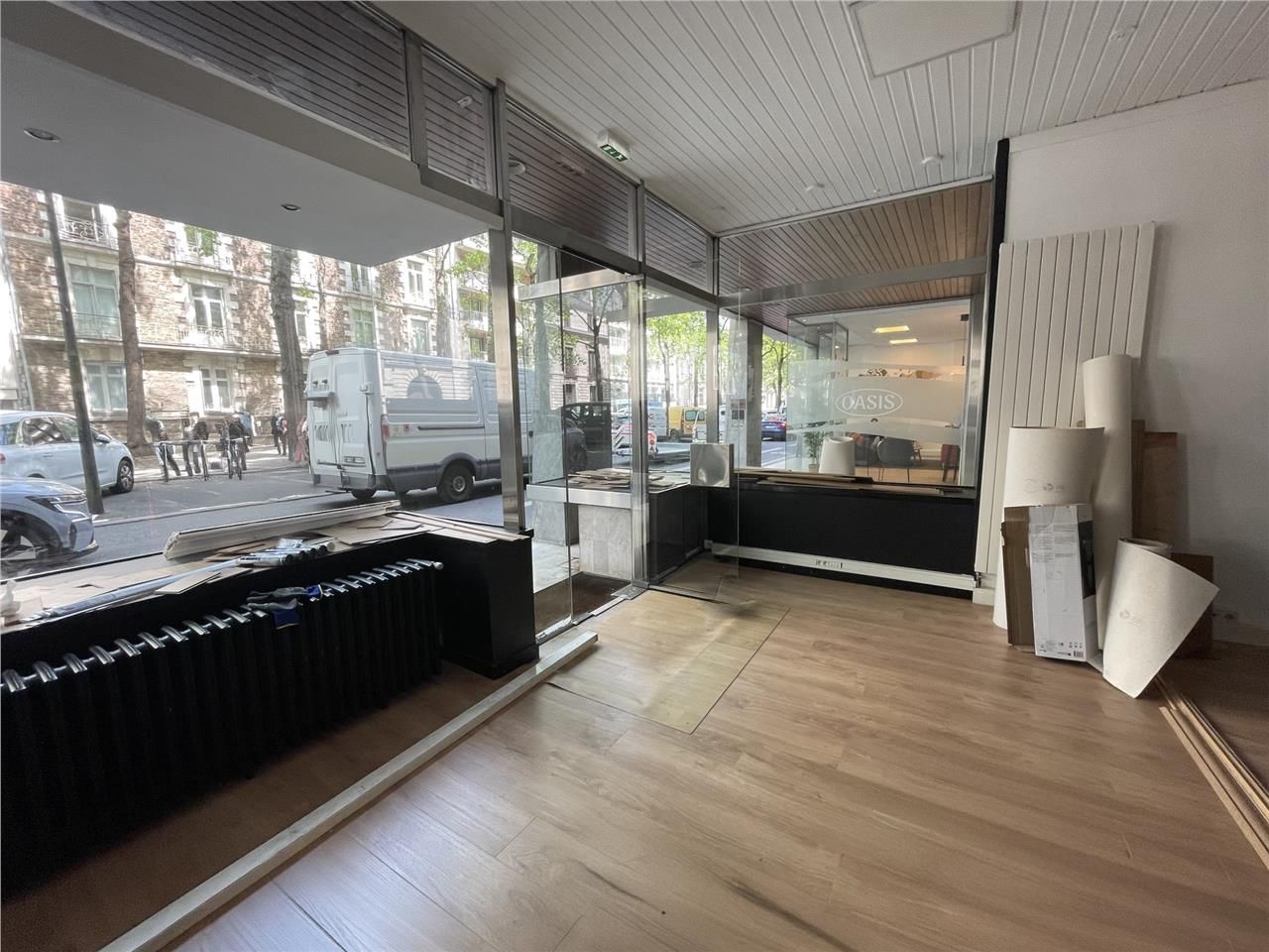 Arthur Loyd propose à la location une surface co