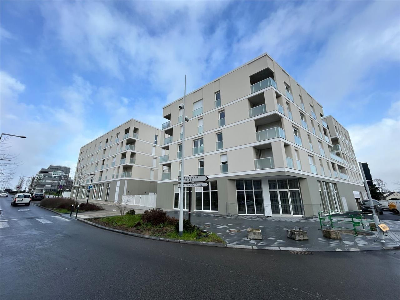 Locaux commerciaux à louer à Saint-Herblain. Ces 