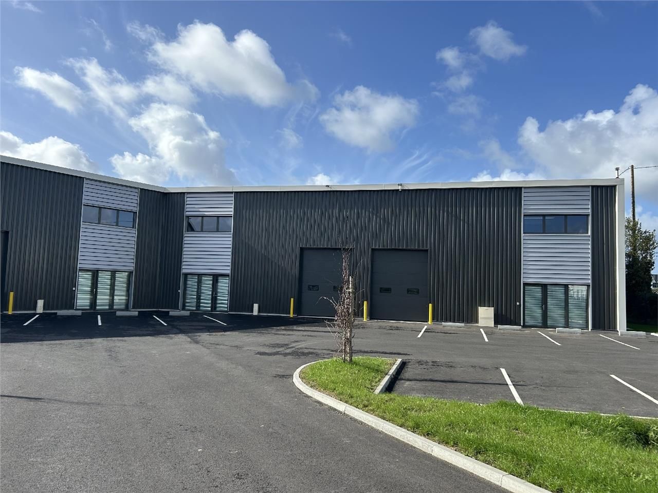 A l'entrée du bourg, avec un peu de visibilité, n