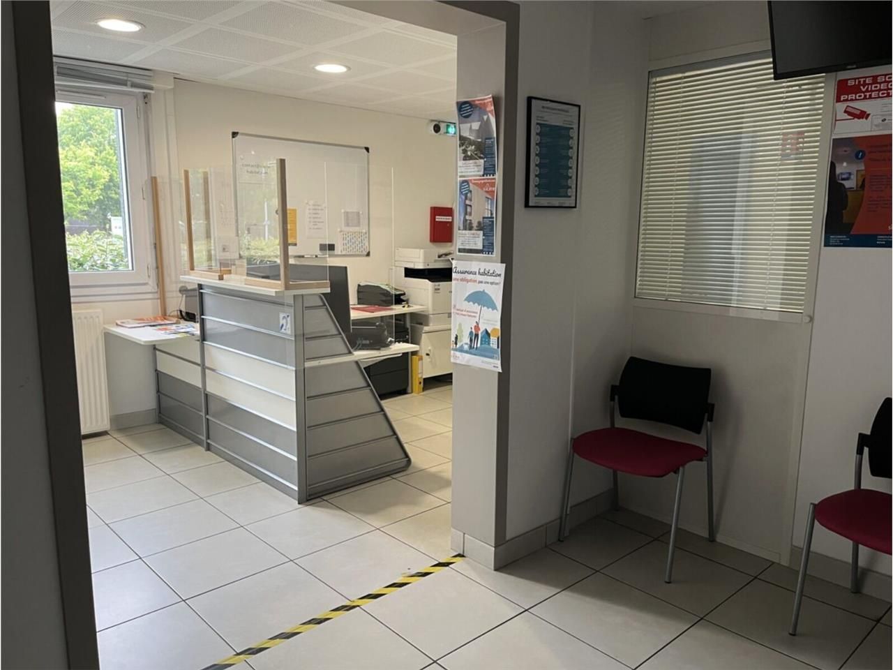 Arthur Loyd vous propose à la location un ensembl