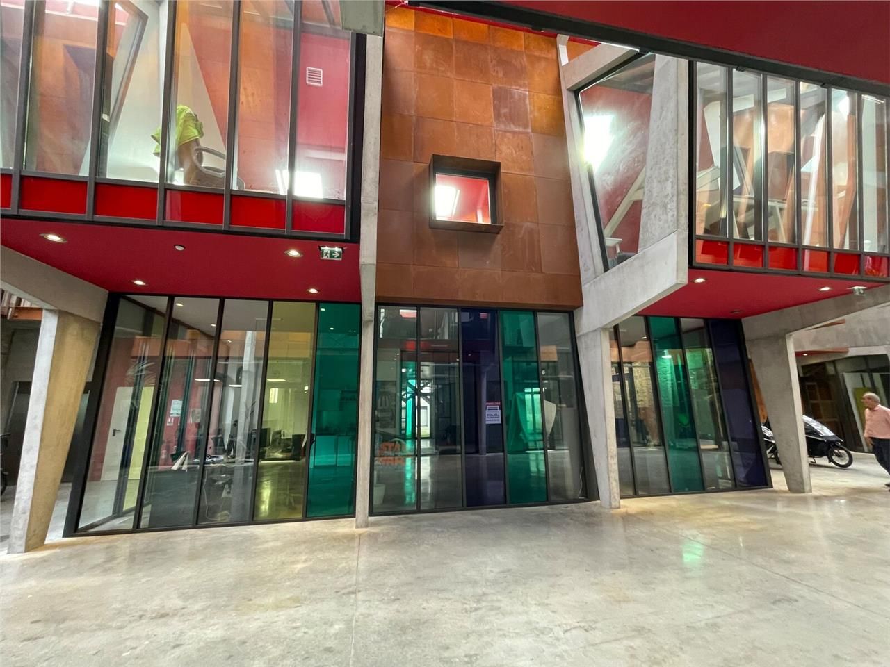 BUREAUX A LOUER QUARTIER OLIVETTES CHU A proximit