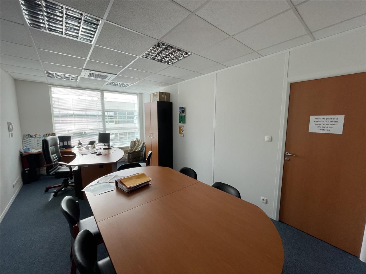 Ces bureaux se trouvent dans un emplacement strat