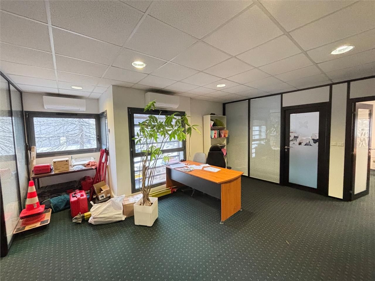 Nous vous proposons à la location des bureaux sit