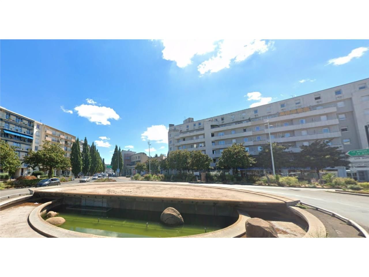 Opportunité rare à saisir ! Locaux commerciaux de