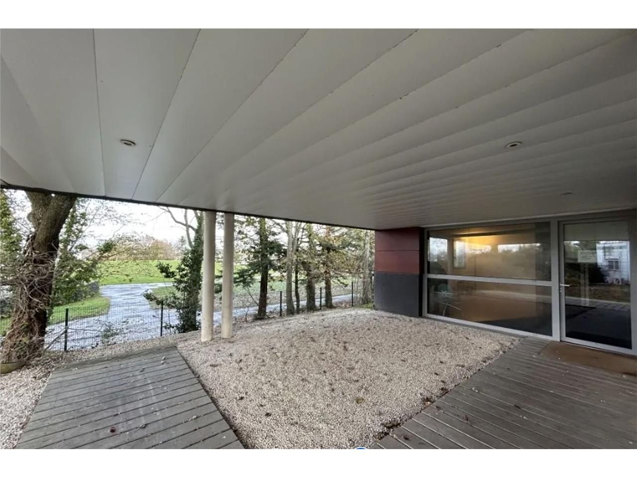 Dans un environnement calme et agréable, une surf