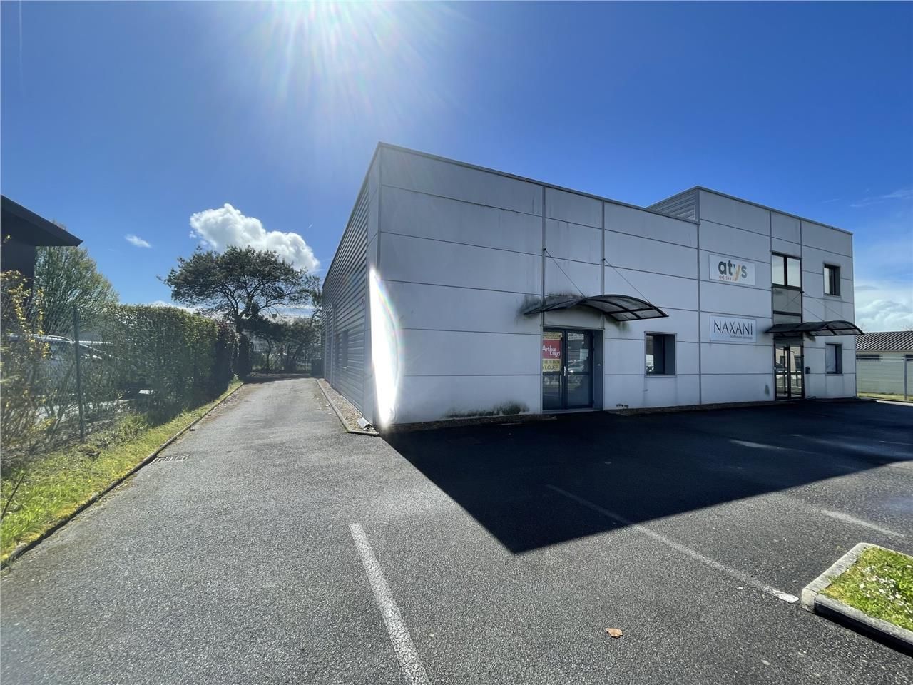 Dans la zone d'activités de Beslon à La Baule, Ar