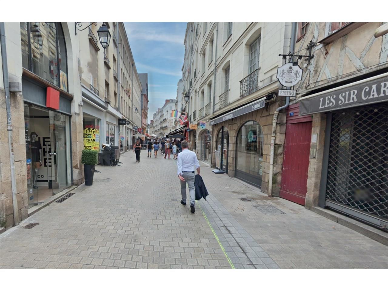 Local commercial à céder - 72 m² en centre-ville 