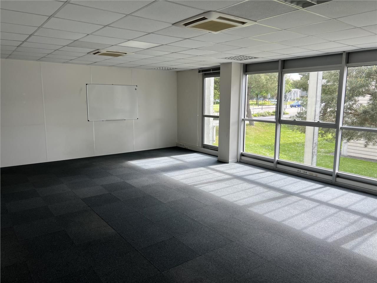 Situé au nord-est de Nantes, cet immeuble indépen