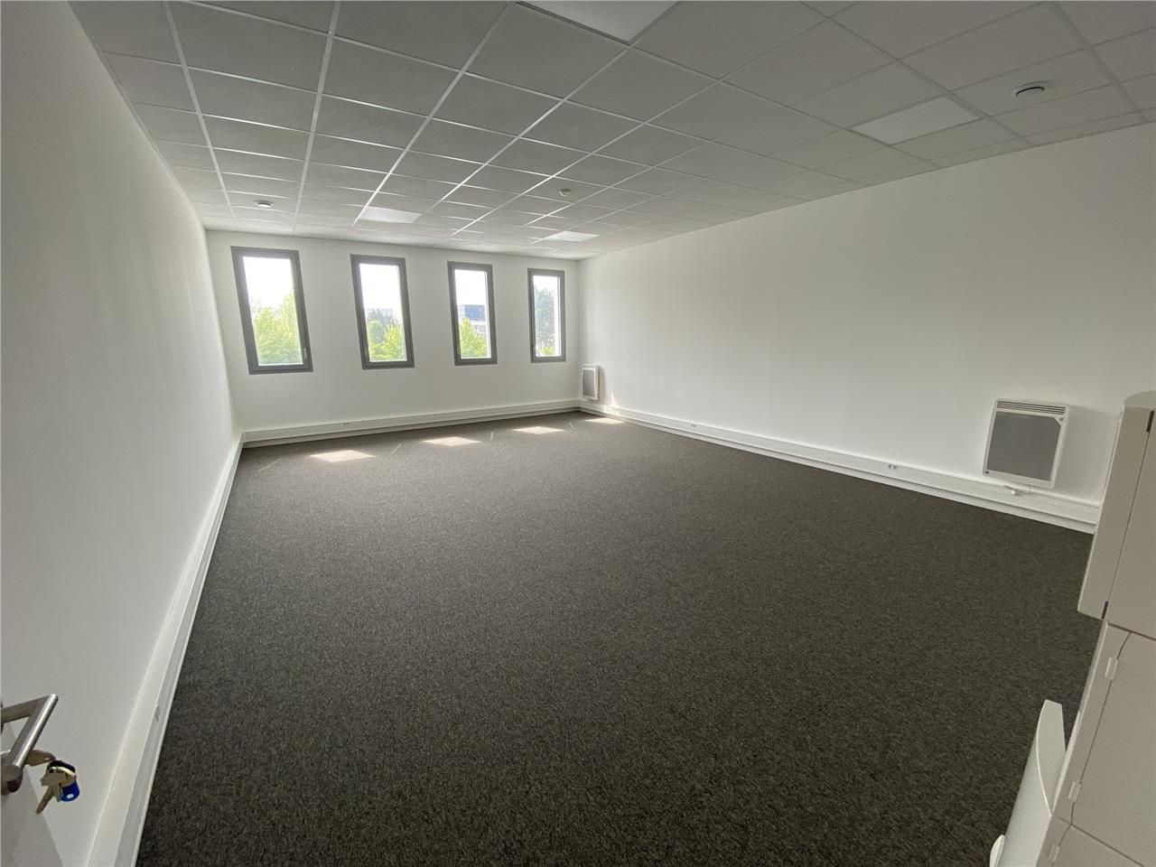 Au sein de la cour artisanale Actiouest de Saint 