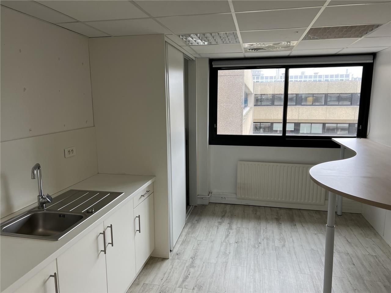 Dans un immeuble de l'ile de Nantes, face au cent