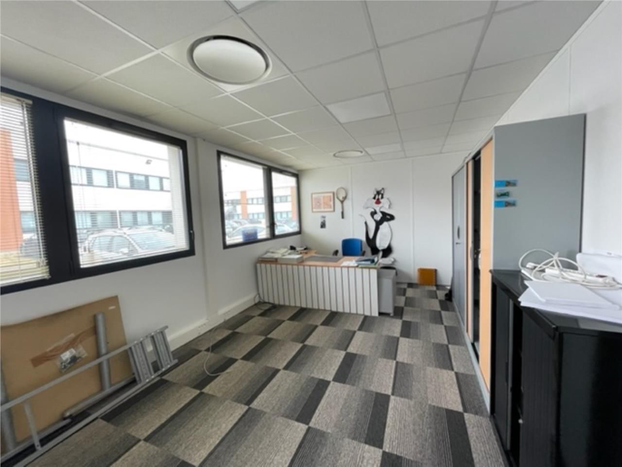 A proximité immédiate du MIN de Rez