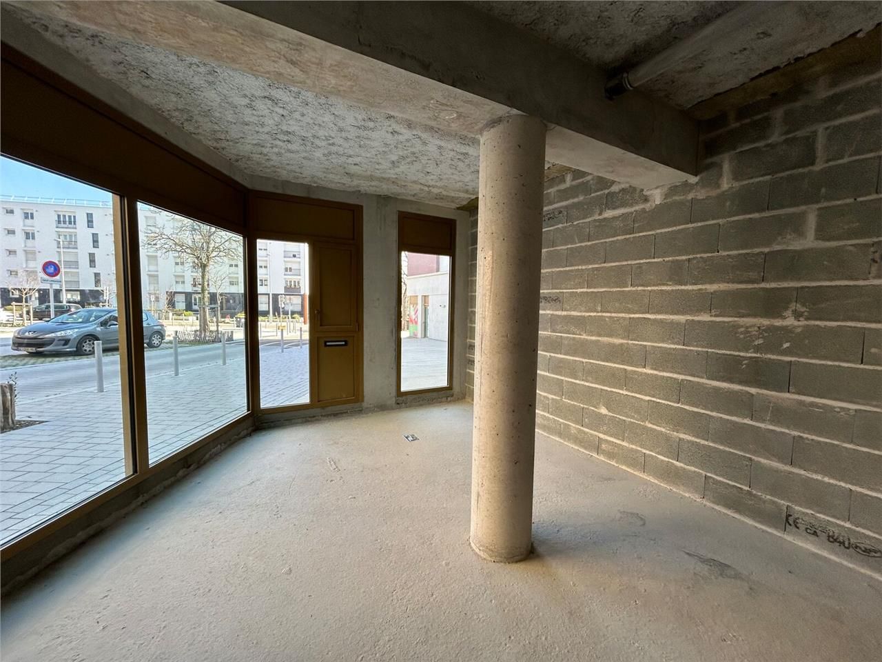 Nous vous proposons à la location deux cellu