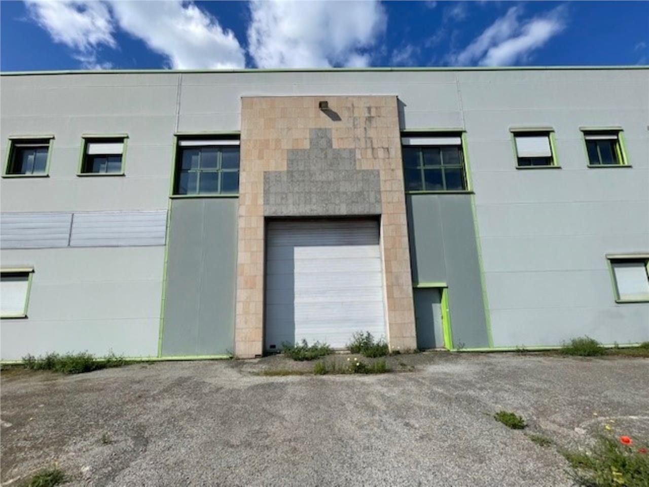 A louer / A vendre Local d'activités à Mauguio Bâ