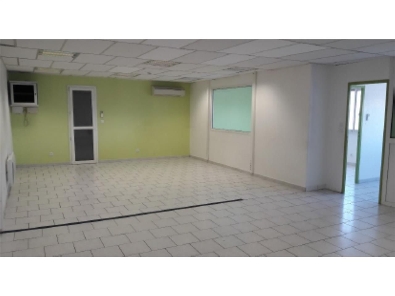 Bureaux à louer, au sein d'un ensemble, immobilie