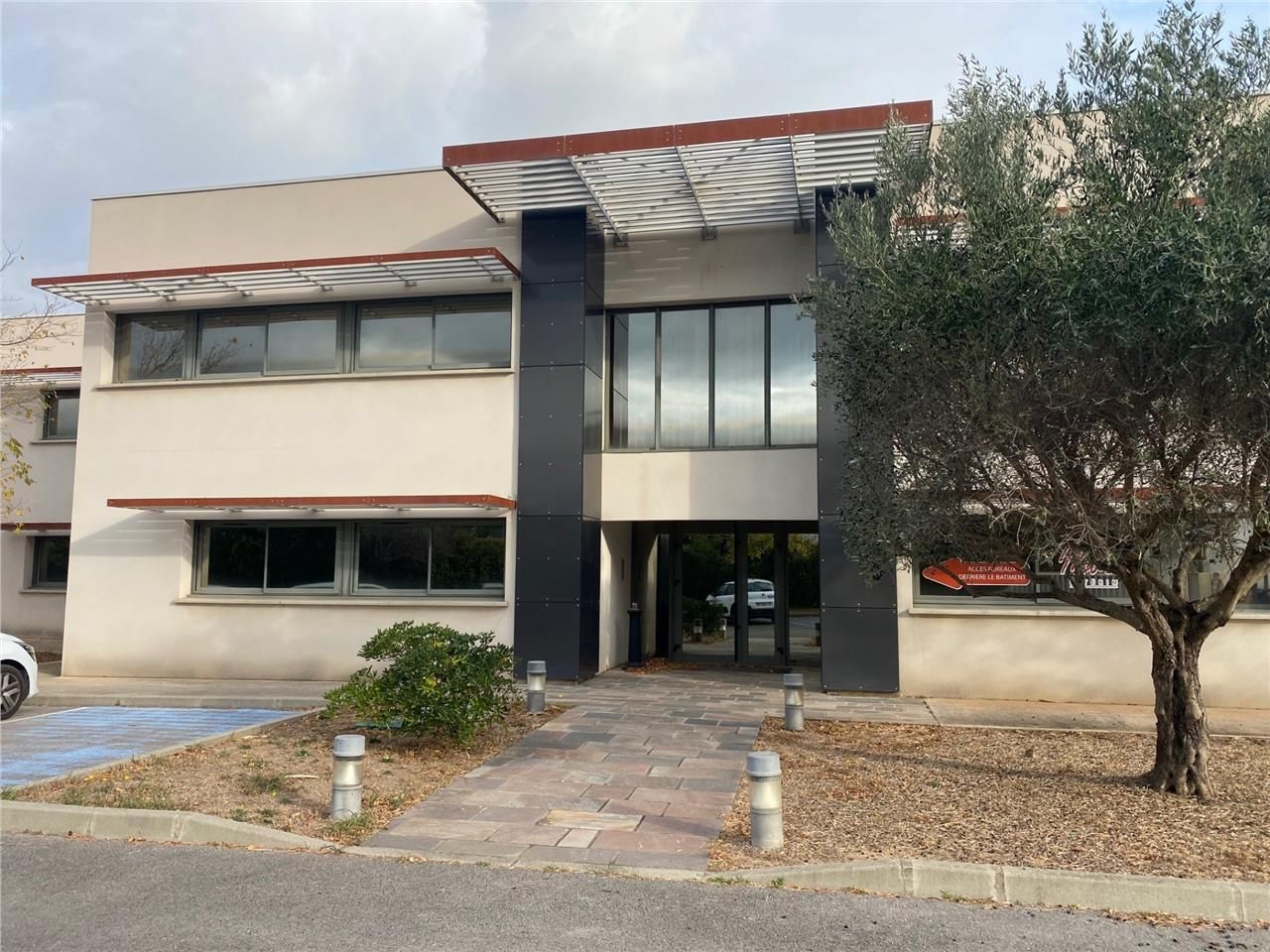 CBRE Montpellier vous propose à la location, sur 