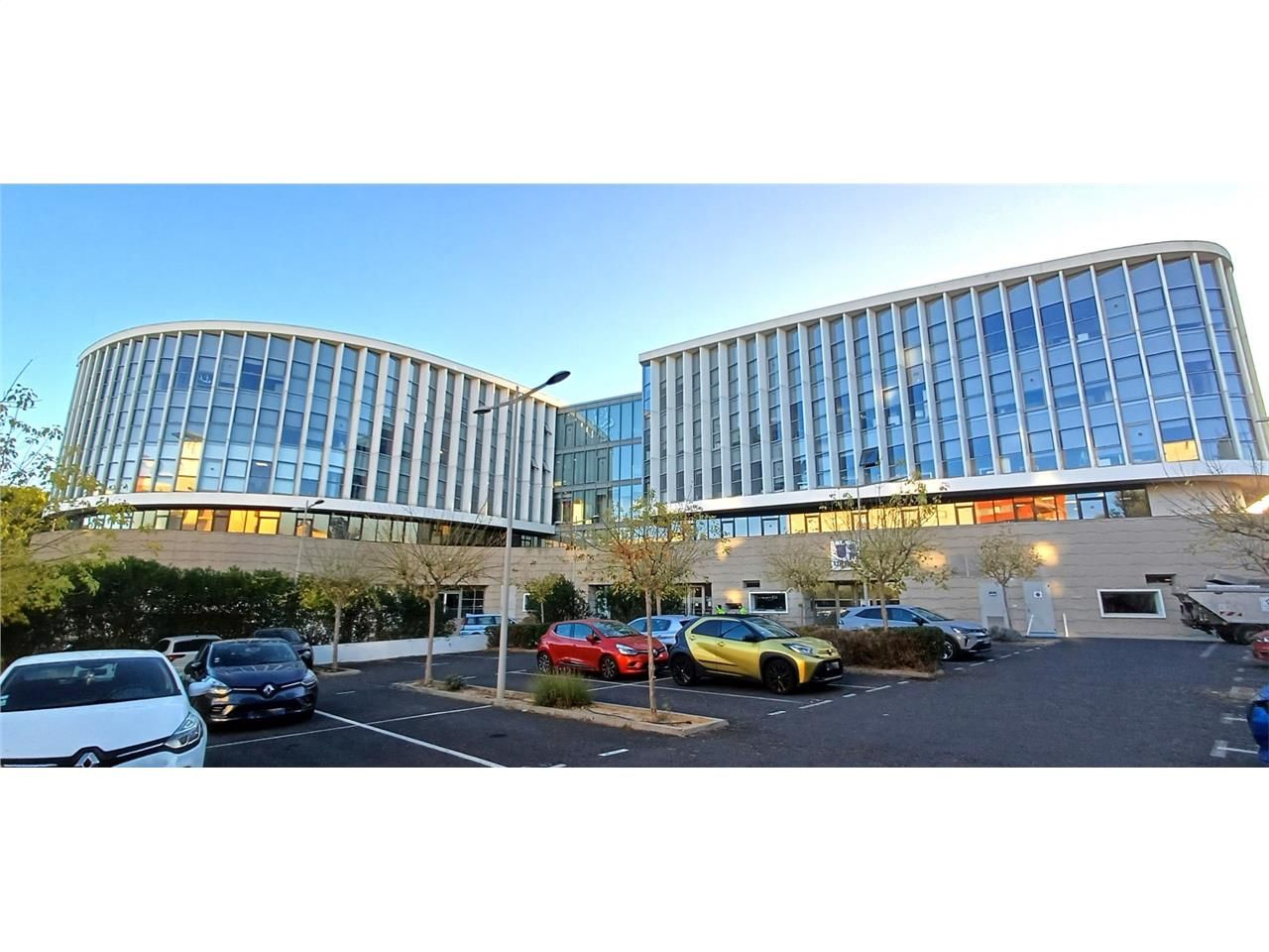 CBRE vous propose à la location des bureaux lumin