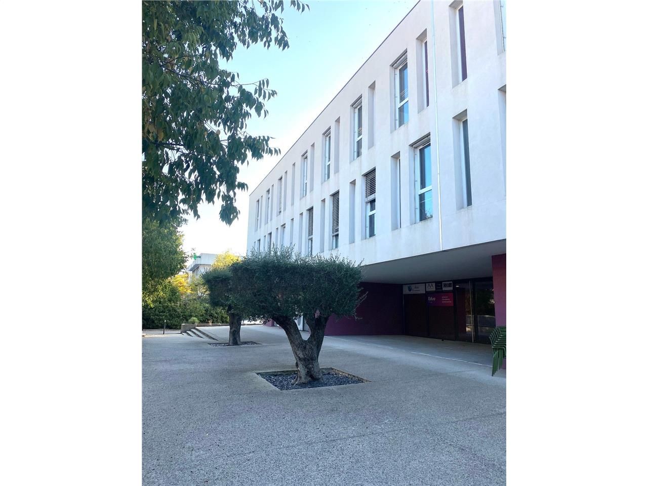 CBRE Montpellier vous propose à la location des b