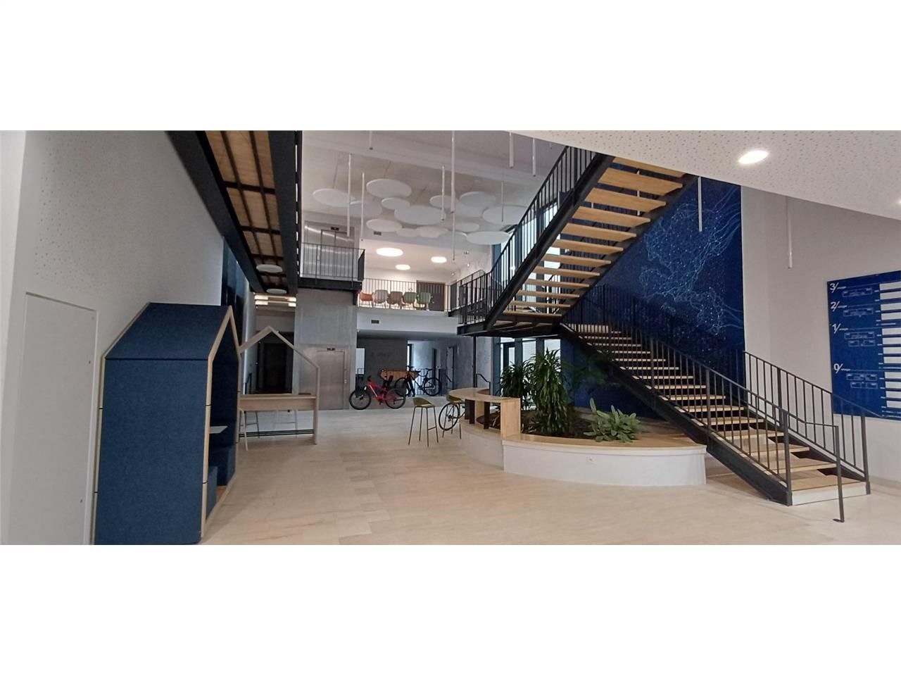 CBRE vous propose à la location, des bureaux lumi