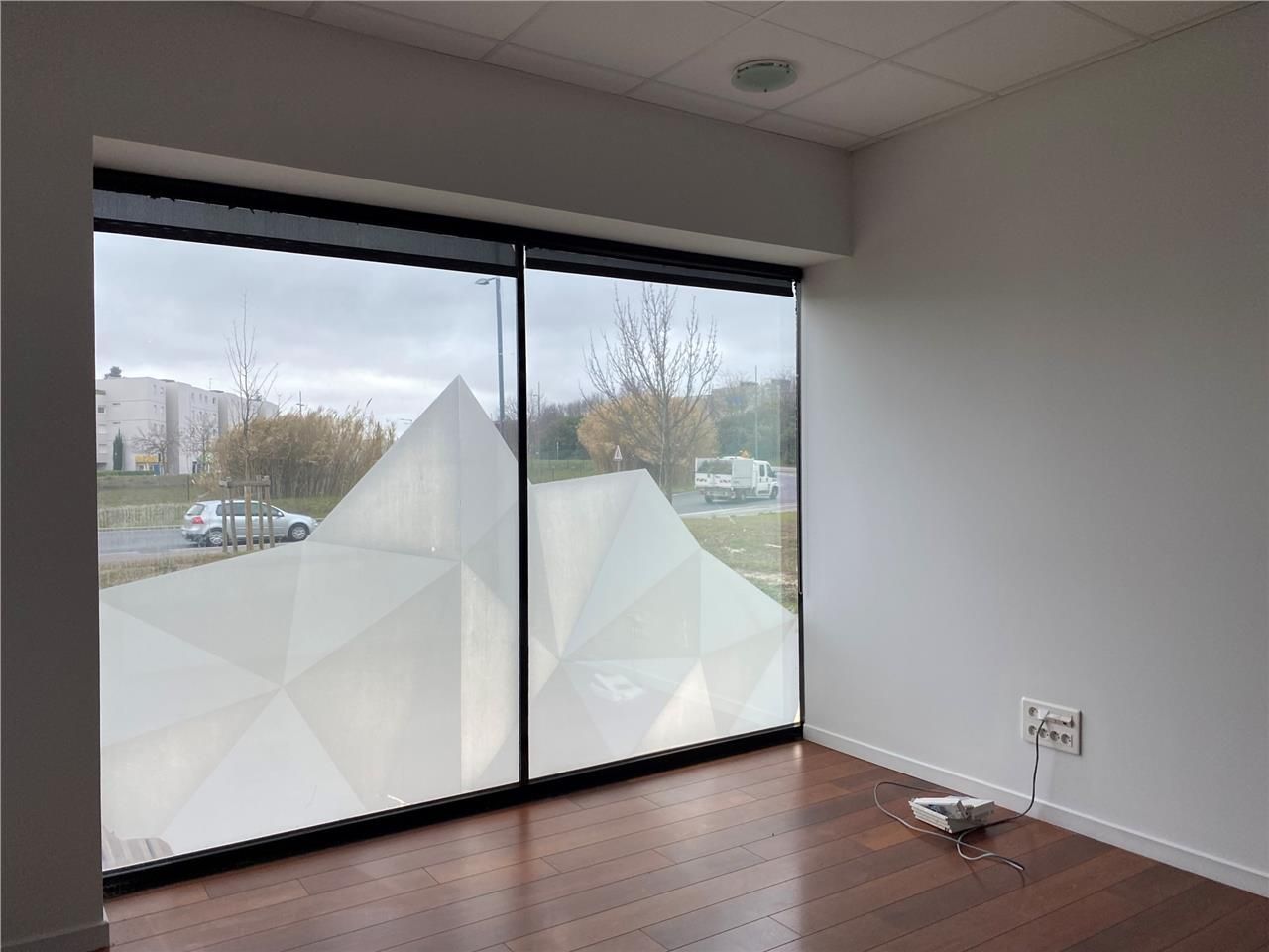 Emplacement premium : A louer local commercial de