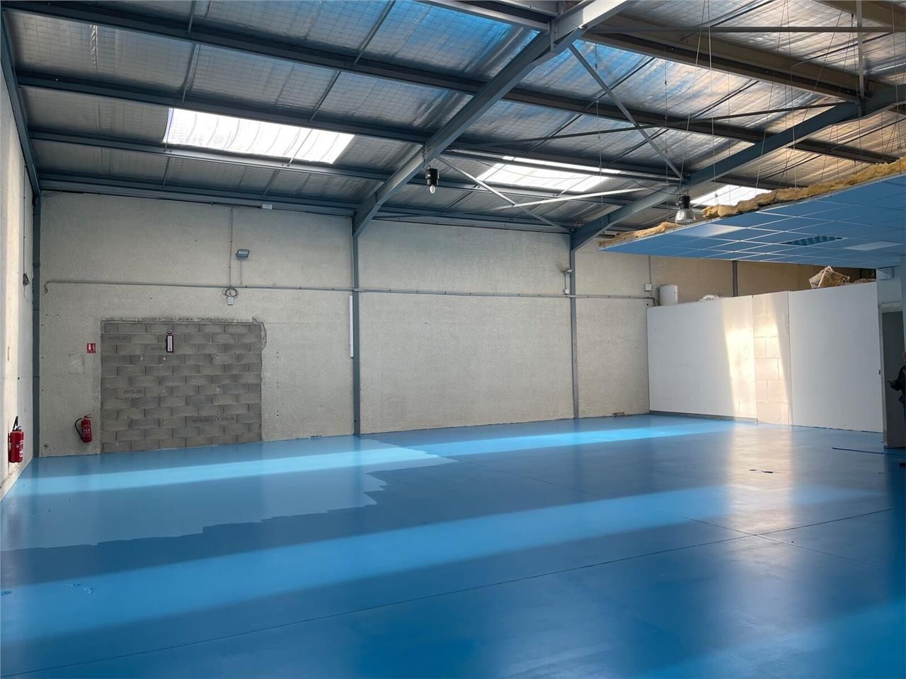A louer Fréjorgues Ouest Bâtiment de 395 m² situé