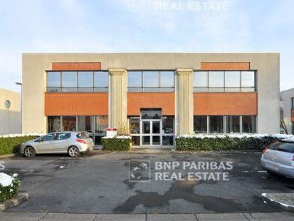 Location Bureaux 300 m² divisibles 77184 Émerainville