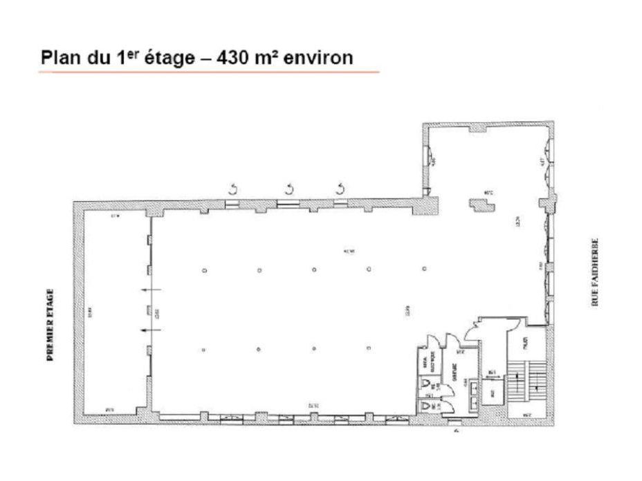 855 m² pour ce bureaux en location à Paris