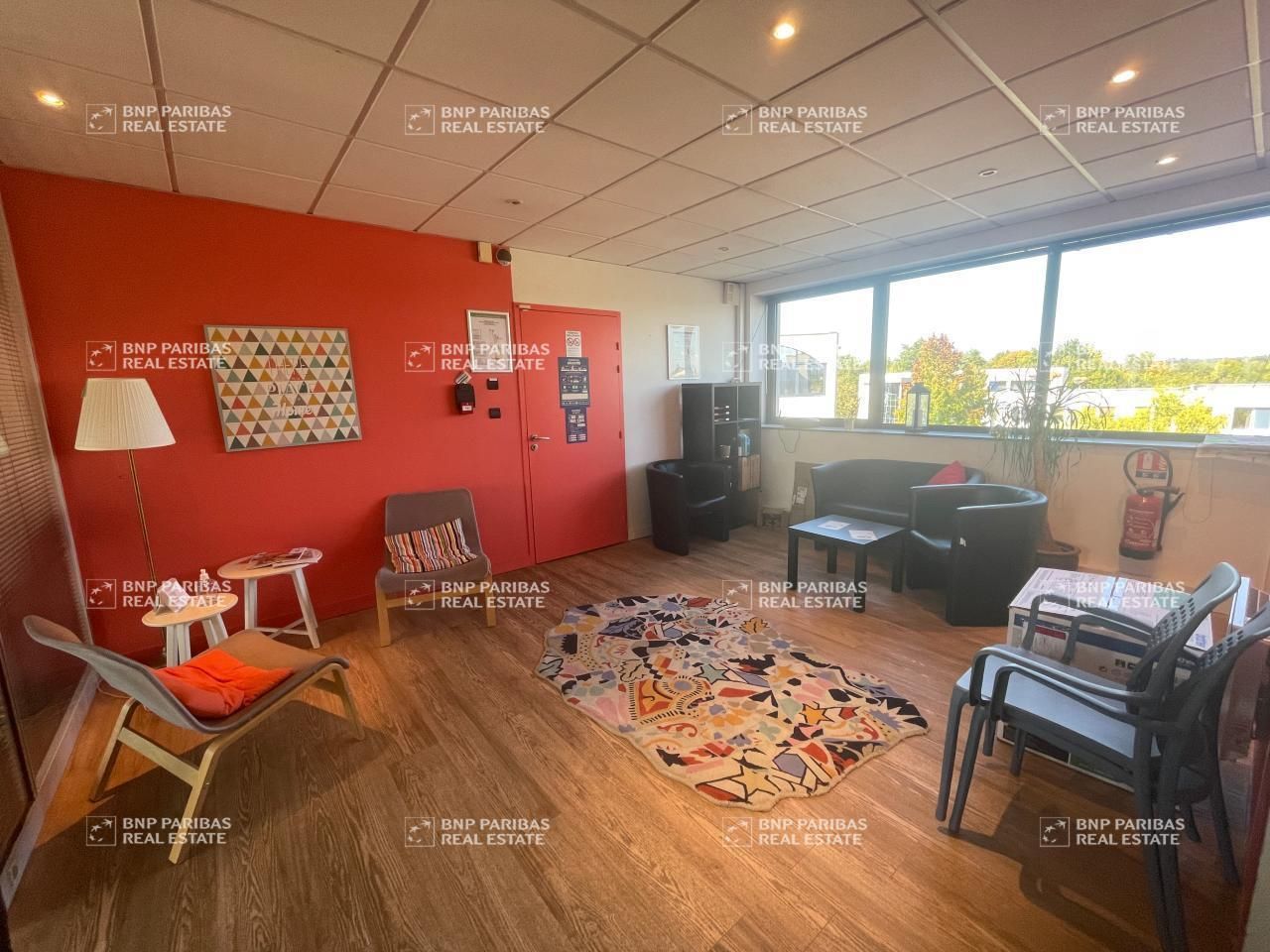 337 m² pour ce bureaux en location à Saint-grégoire