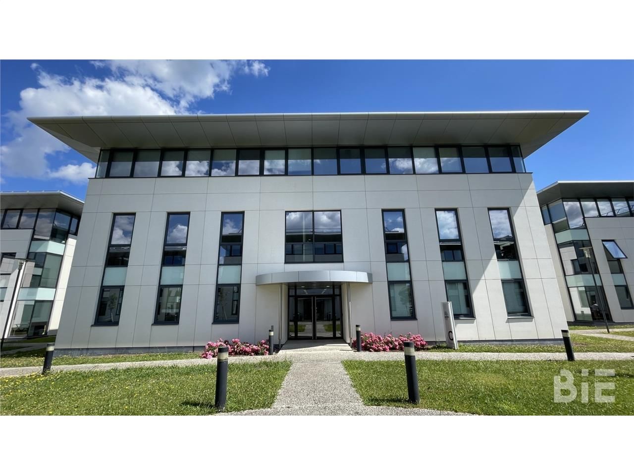 BIE vous propose un plateau de bureaux en R+2 off